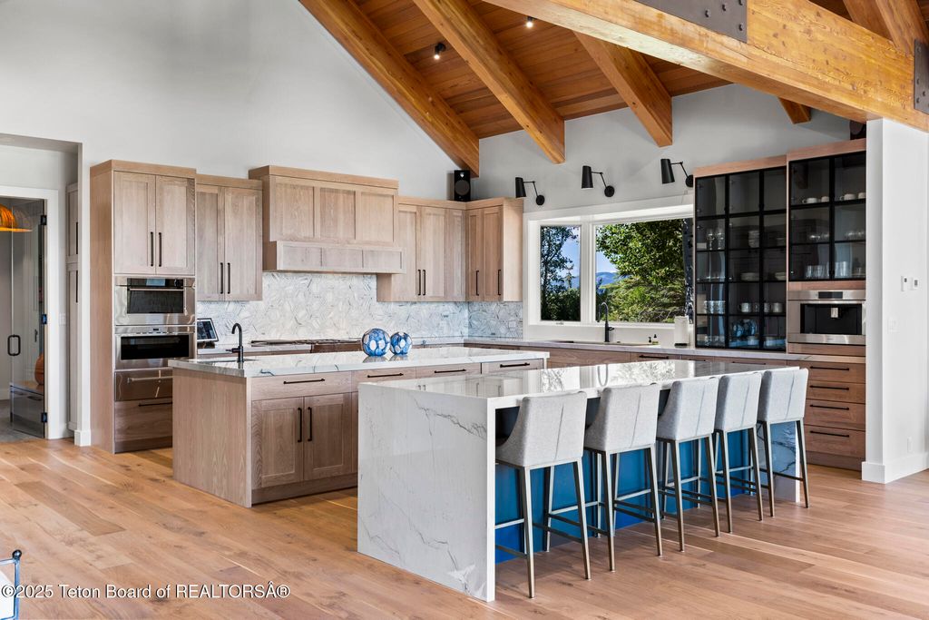 6625 N UPPER CASCADE Drive, Jackson, WY 83001 photo 9