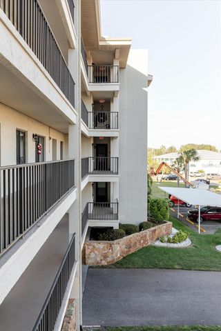 8211 BRENT STREET 828, Port Richey, FL 34668