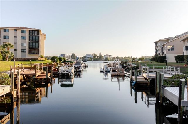 8211 BRENT STREET 828, Port Richey, FL 34668