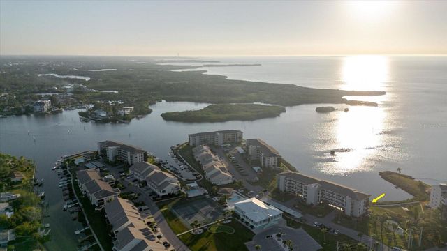 8211 BRENT STREET 828, Port Richey, FL 34668