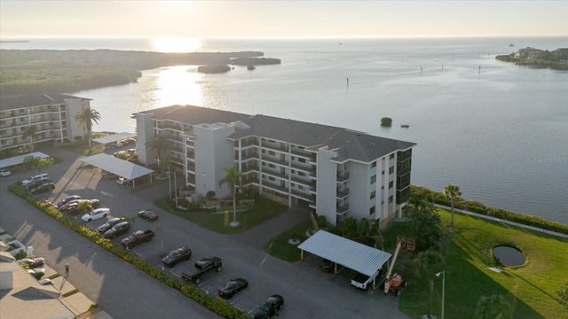 8211 BRENT STREET 828, Port Richey, FL 34668