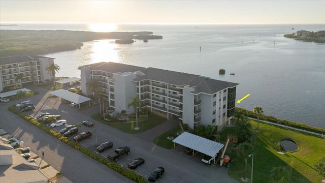 8211 BRENT STREET 828, Port Richey, FL 34668