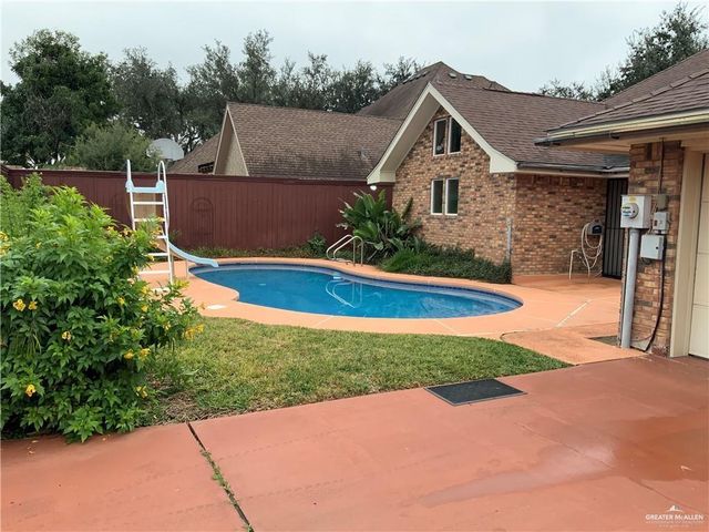 221 E Kiwi E Avenue, Mcallen, TX 78504