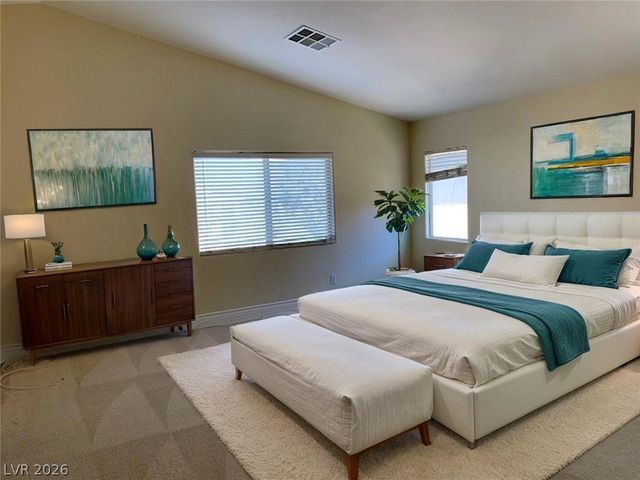134 Broken Putter Way, Las Vegas, NV 89148