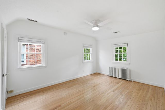 5326 42ND PL NW, Washington, DC 20015