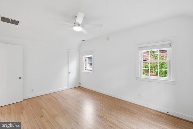 5326 42ND PL NW, Washington, DC 20015