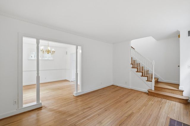 5326 42ND PL NW, Washington, DC 20015