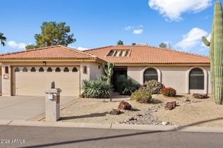 26002 S CLOVERLAND Drive, Sun Lakes, AZ 85248