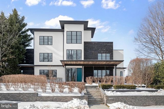 2318 N RICHMOND ST, Arlington, VA 22207