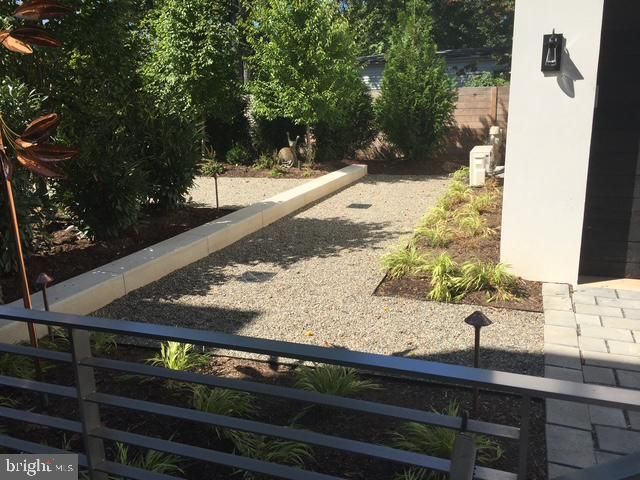 2318 N RICHMOND ST, Arlington, VA 22207