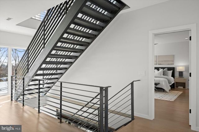 2318 N RICHMOND ST, Arlington, VA 22207