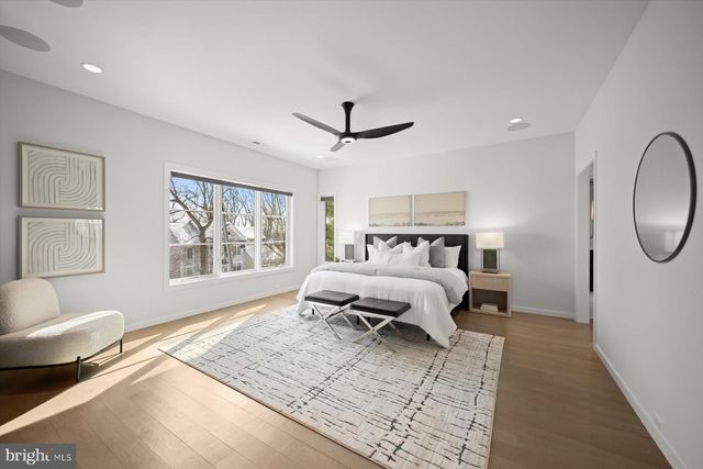 2318 N RICHMOND ST, Arlington, VA 22207