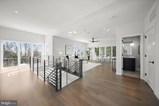 2318 N RICHMOND ST, Arlington, VA 22207