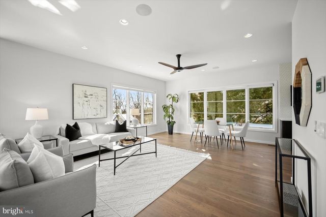 2318 N RICHMOND ST, Arlington, VA 22207