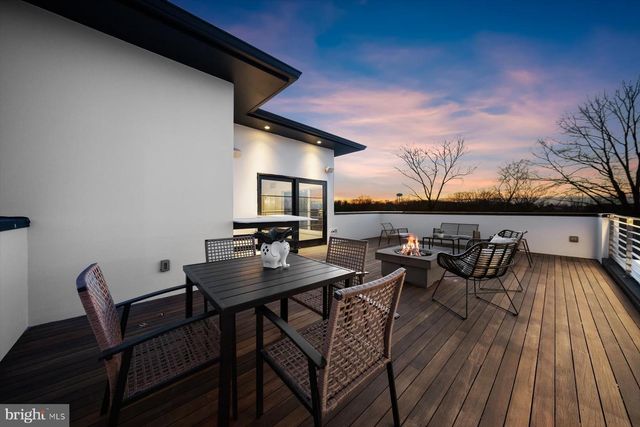 2318 N RICHMOND ST, Arlington, VA 22207