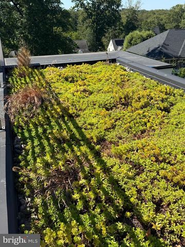 2318 N RICHMOND ST, Arlington, VA 22207