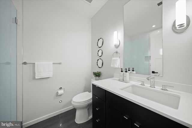 2318 N RICHMOND ST, Arlington, VA 22207