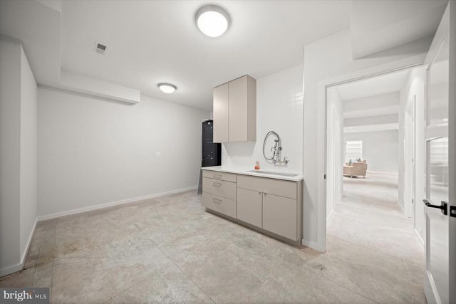 2318 N RICHMOND ST, Arlington, VA 22207