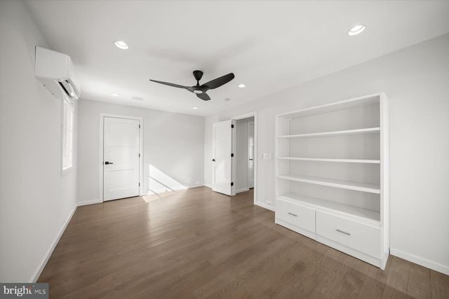 2318 N RICHMOND ST, Arlington, VA 22207