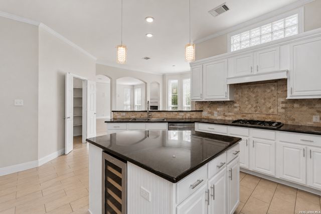 38 Sable Vly, San Antonio, TX 78258