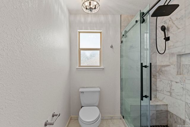 38 Sable Vly, San Antonio, TX 78258