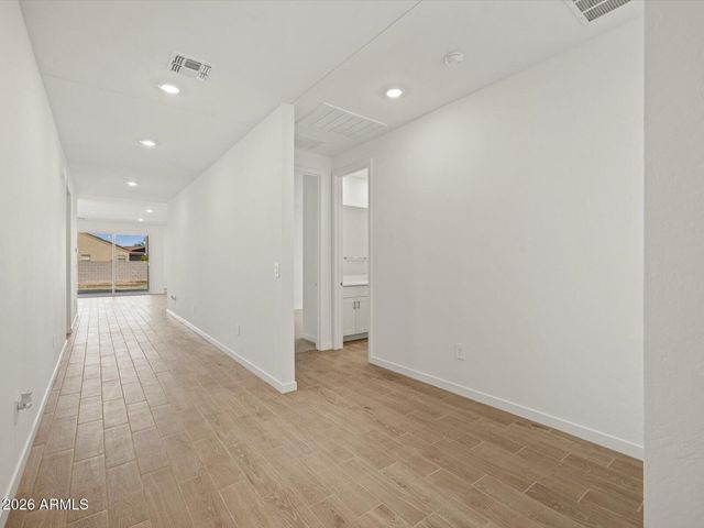 17743 W ILLINI Street, Goodyear, AZ 85338