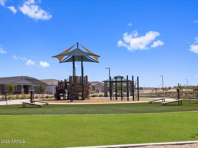 17743 W ILLINI Street, Goodyear, AZ 85338