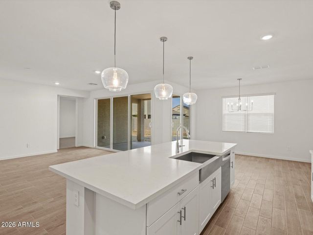17743 W ILLINI Street, Goodyear, AZ 85338