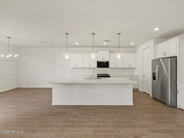 17743 W ILLINI Street, Goodyear, AZ 85338