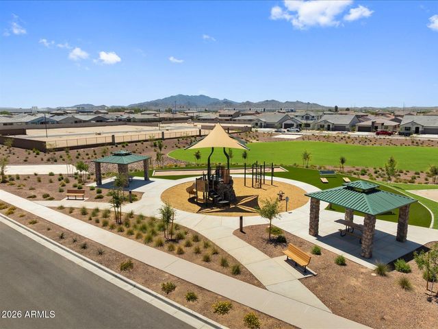 17743 W ILLINI Street, Goodyear, AZ 85338