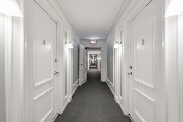 5400 Carriageway Drive 109, Rolling Meadows, IL 60008