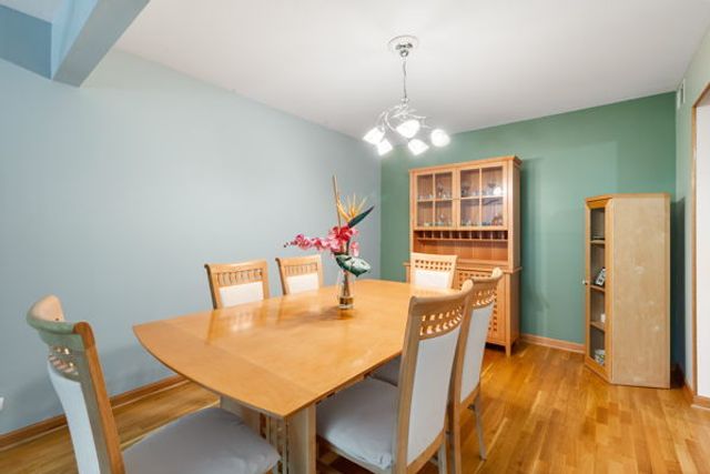5400 Carriageway Drive 109, Rolling Meadows, IL 60008