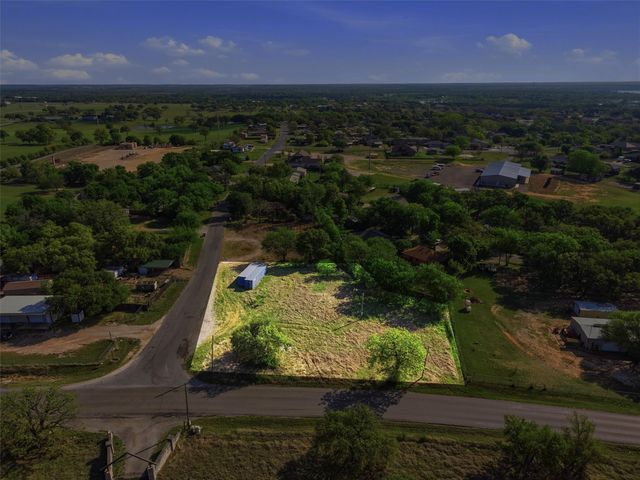 3205 Davis Road, Granbury, TX 76049