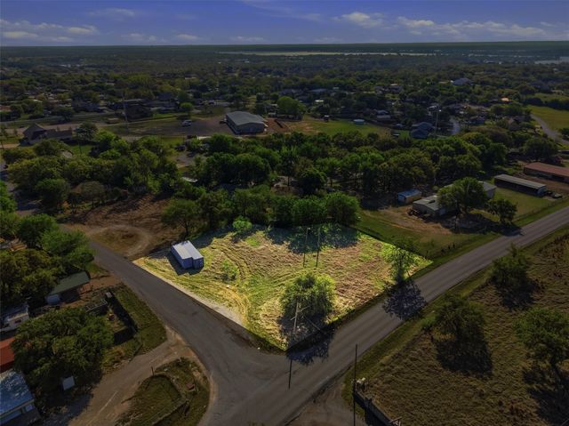 3205 Davis Road, Granbury, TX 76049