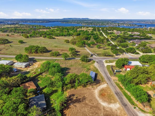 3205 Davis Road, Granbury, TX 76049