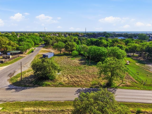 3205 Davis Road, Granbury, TX 76049