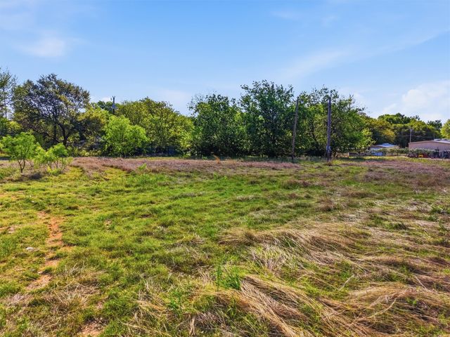 3205 Davis Road, Granbury, TX 76049