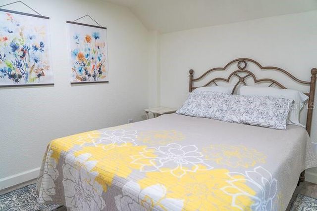 318 S CLAKE STREET, Deland, FL 32720