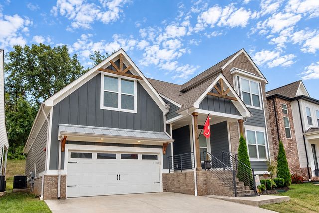 258 Daniel St, Pleasant View, TN 37146