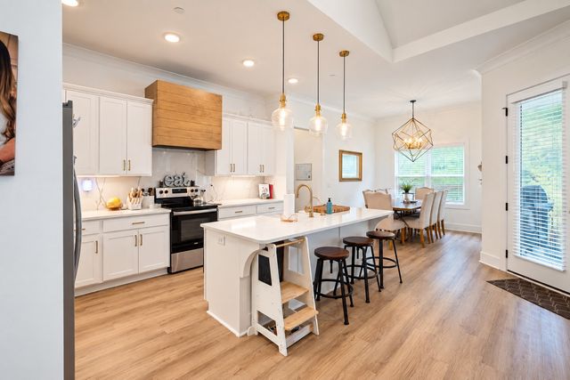 258 Daniel St, Pleasant View, TN 37146