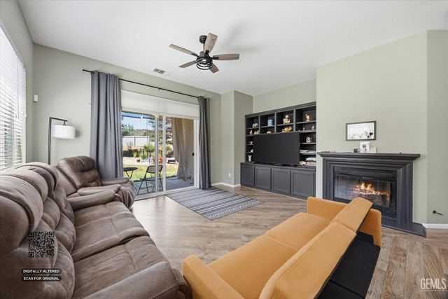 13607 Blossom Ridge Drive, Bakersfield, CA 93306