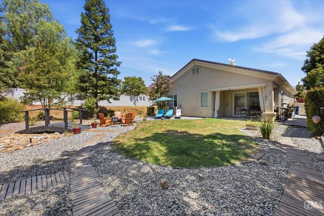 13607 Blossom Ridge Drive, Bakersfield, CA 93306
