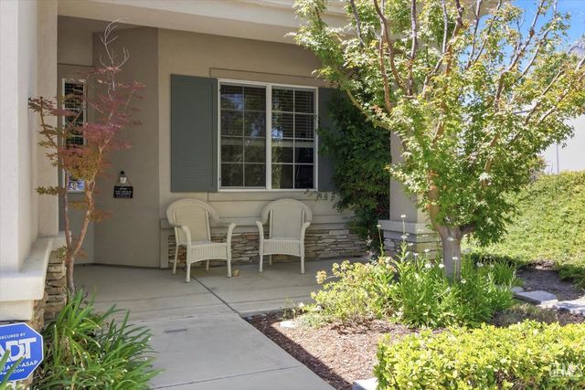 13607 Blossom Ridge Drive, Bakersfield, CA 93306