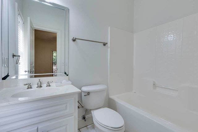 516 Foxcroft Road, Greenville, SC 29615