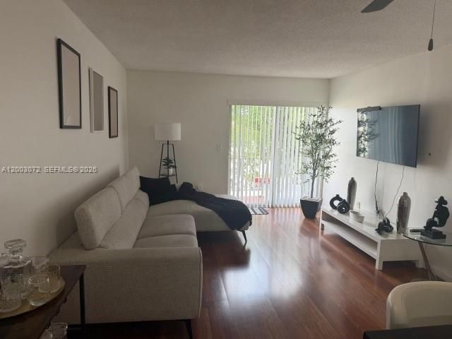 6825 W Flagler St 207, Miami, FL 33144