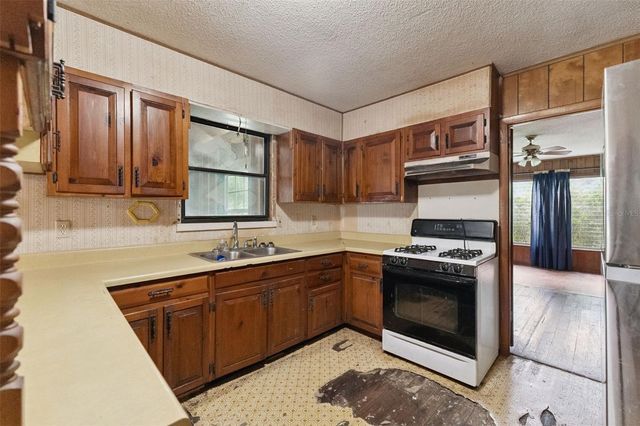 1555 CHURCH STREET, Pierson, FL 32180