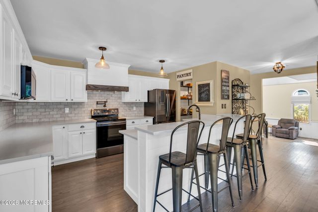 848 Farmingdale Road, Jackson, NJ 08527