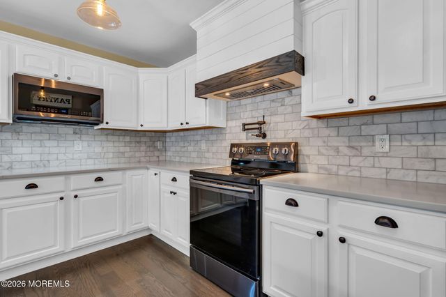 848 Farmingdale Road, Jackson, NJ 08527