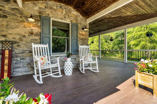 848 Farmingdale Road, Jackson, NJ 08527