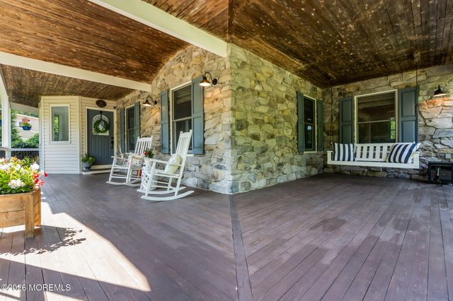 848 Farmingdale Road, Jackson, NJ 08527